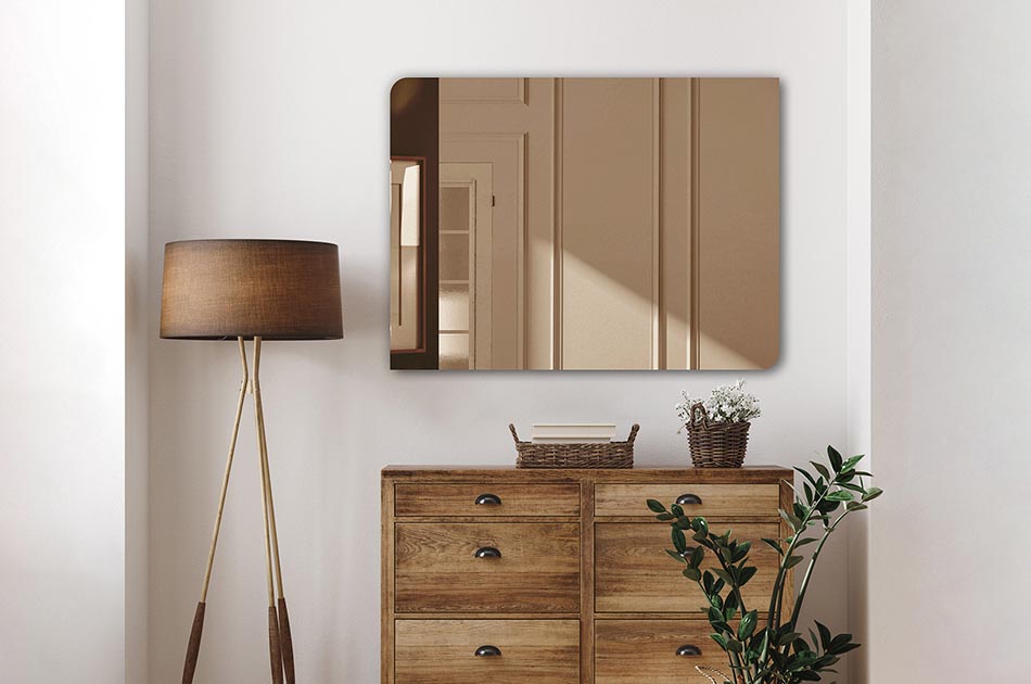 A made-to-measure mirror is the ideal solution for those who want a perfect fit. Available in a variety of sizes, our made-to-measure mirrors will add a unique touch to any interior. Choose the size you want!