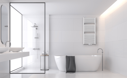 Bathroom ladder radiator white